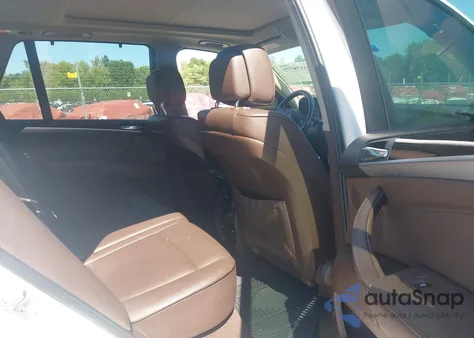 2012 BMW X5 xDrive35I/xDrive35I Premium/xDrive35I Sport Activity из США, поврежденный, VIN 5UXZV4C57CL747281